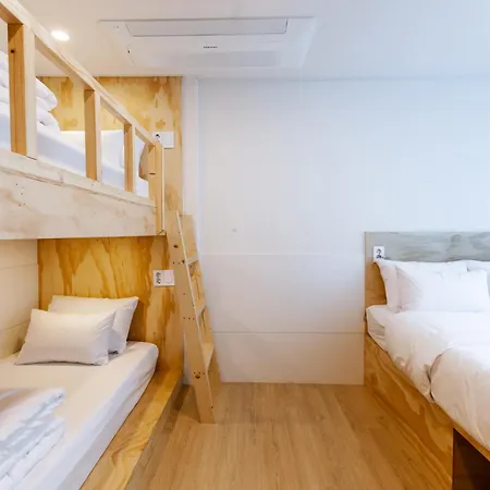 Step Inn Myeongdong 1 Seoul Exterior photo