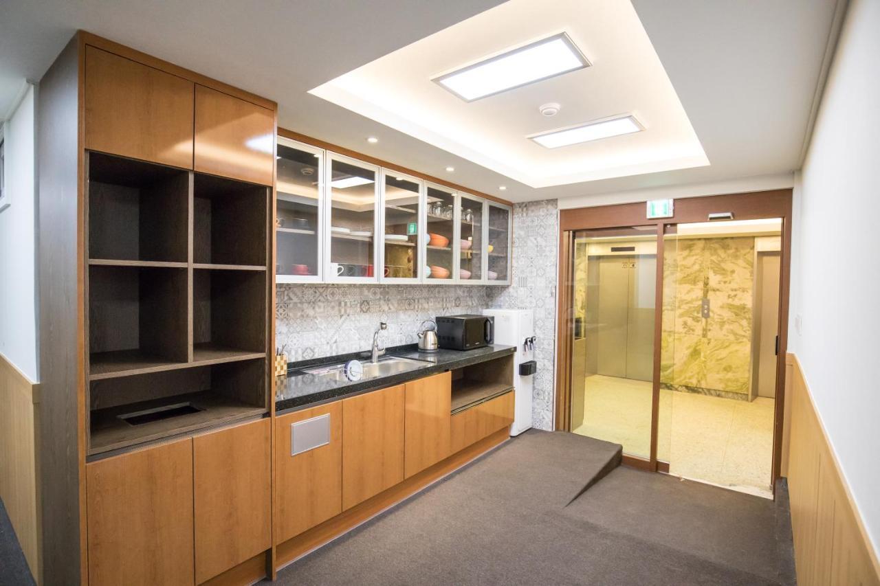 Step Myeongdong 1 Hostel Seoul